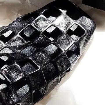 Women Black Caged Flat Sandals - đánh giá và giá Mule Slip On