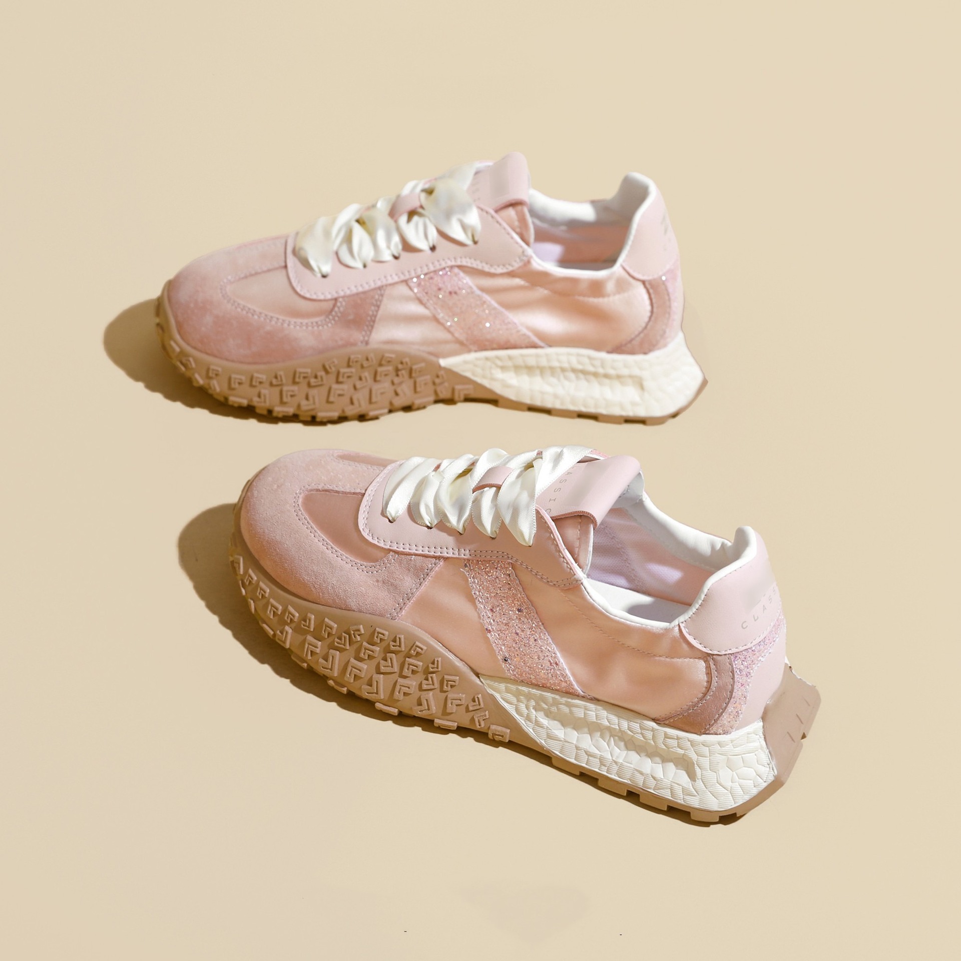 Women New Breathable Sneakers  - đánh giá và giá Women'S Shoes New Balance 574