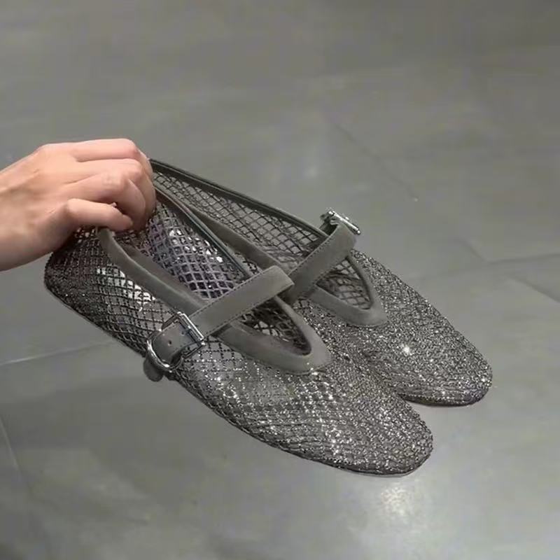 Hollow Rhinestone Baotou Sanda - đánh giá và giá Mule Slip On